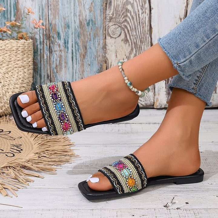 Dame Behagelige Riemchen-sandaler med farverige applikationer og flad sål Stilla