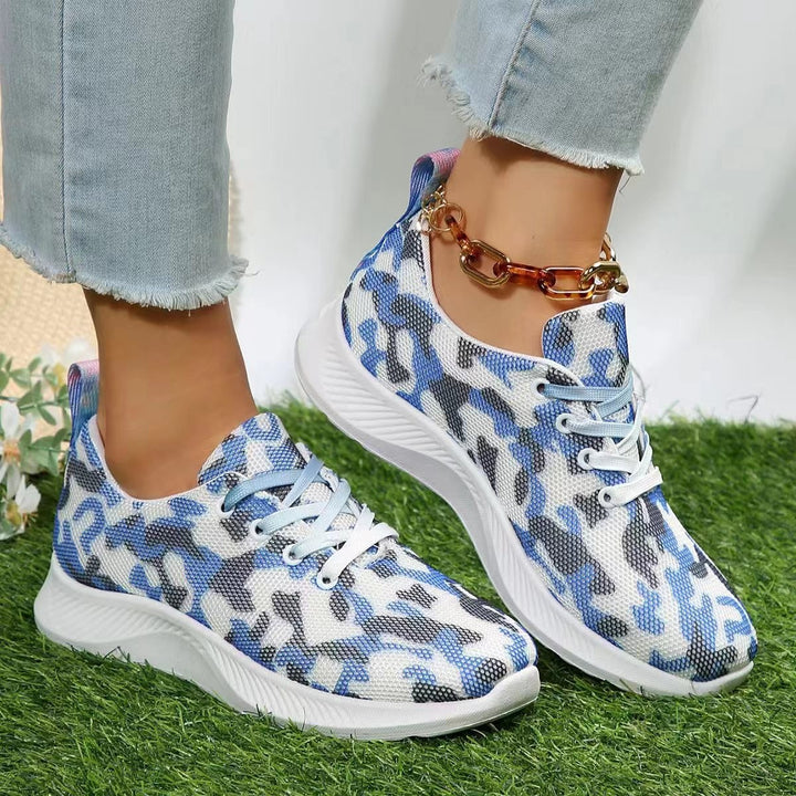 Dame Sporty Sneakers med elastisk overdel og fashionable kæde-design Stilla