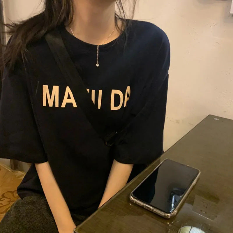 Kvindernes Behagelige T-Shirt med iøjnefaldende Bogstaver Stilla