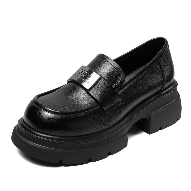 Femme Chunky Platform Støvle med dekorativ metallakcent Stilla