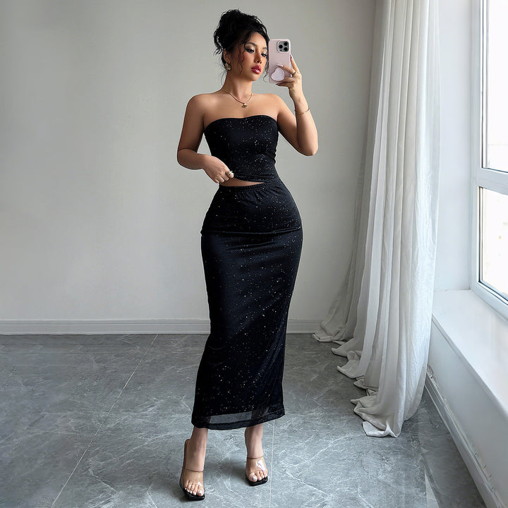 Dame chic strapless aften kjole med figursyget snit og glimmer detaljer Stilla