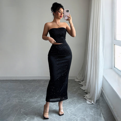 Dame chic strapless aften kjole med figursyget snit og glimmer detaljer Stilla