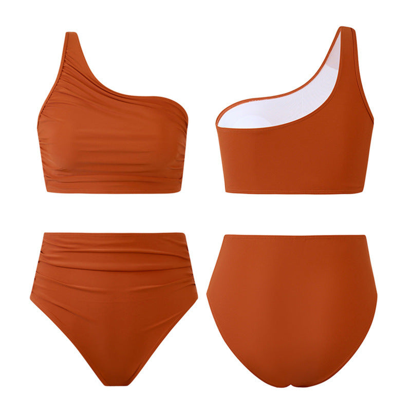 Dame bikini sæt med elegant asymmetrisk top og højtaljet trusse Skovae