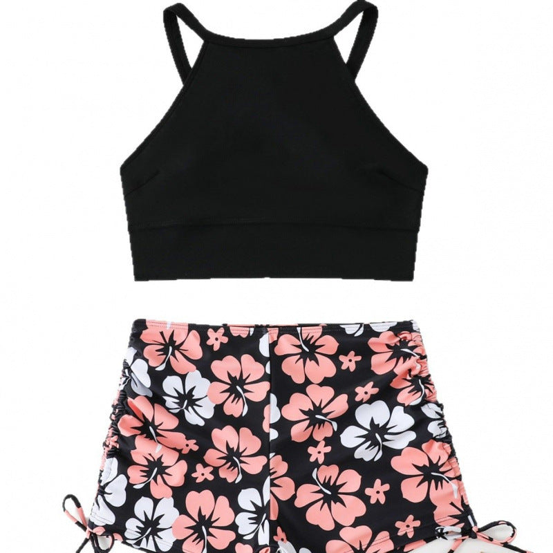 Dame badetøj sæt med blomster overdel og behagelige shorts Stilla