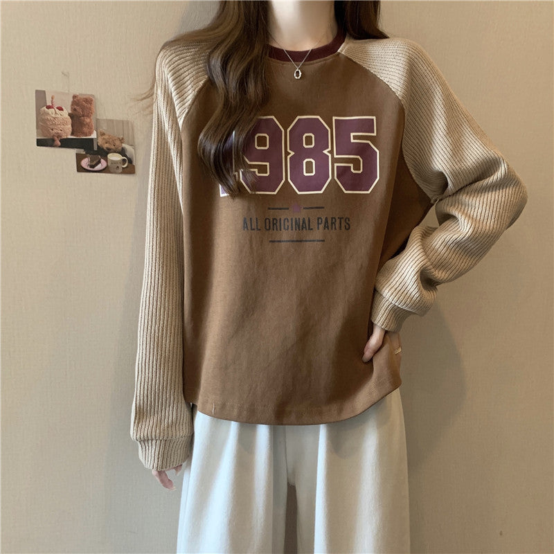 Femme Relaxed Fit Grafik Sweatshirt med kontrast ribærmer Stilla
