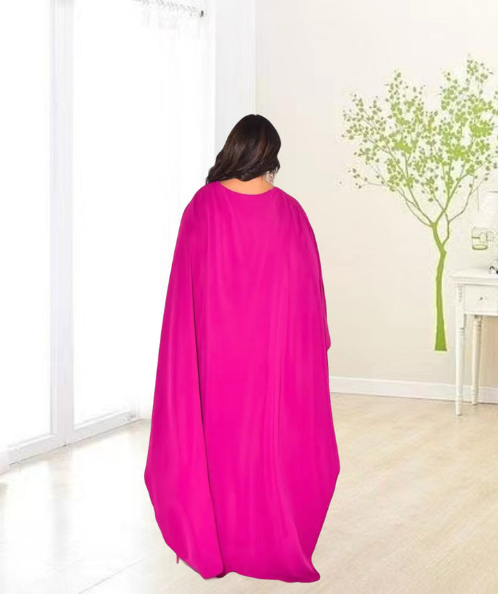 Dame maxikjole med elegante spil og flydende snit Stilla
