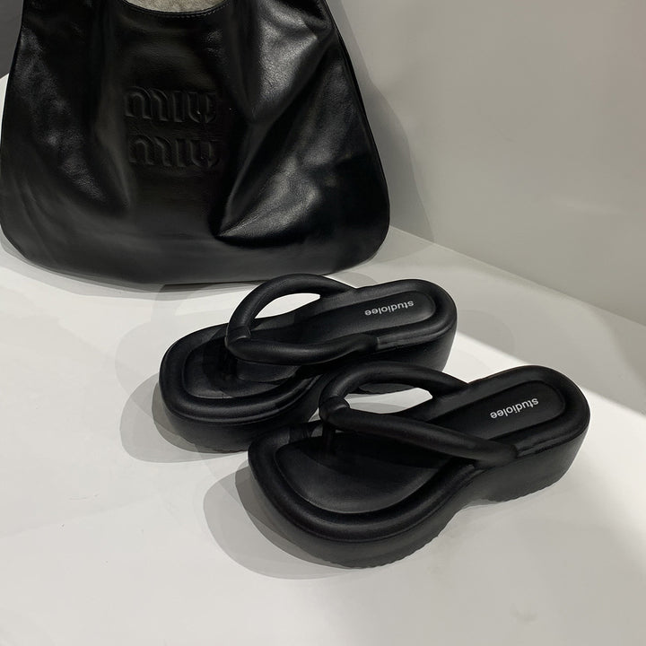 Dame platform flip flops med komfortabelt polstret fodseng Stilla