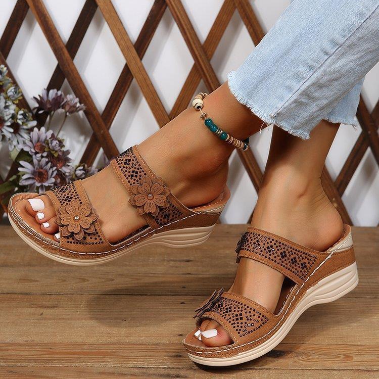 Dame Wedge-sandaler med blomstermotiv og anatomisk fodseng Stilla