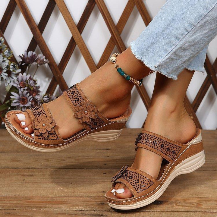 Dame Wedge-sandaler med blomstermotiv og anatomisk fodseng Stilla