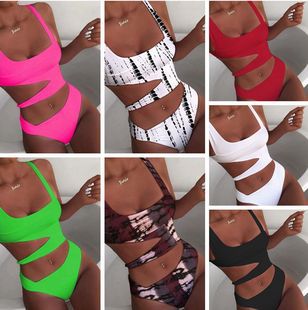 Dame badedragt med stilfulde cut-outs Stilla
