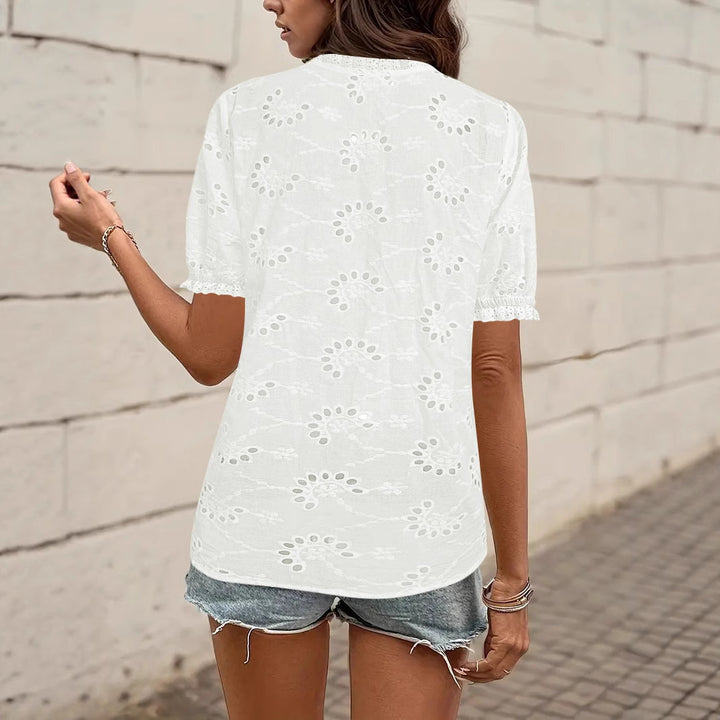 Dame luftig bluse top med elegant hulbroderi Stilla