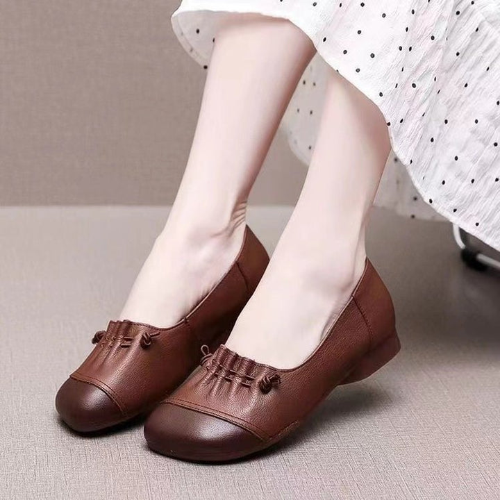 Dame Ballerinas med modefoldedetalje og behagelig sål Stilla