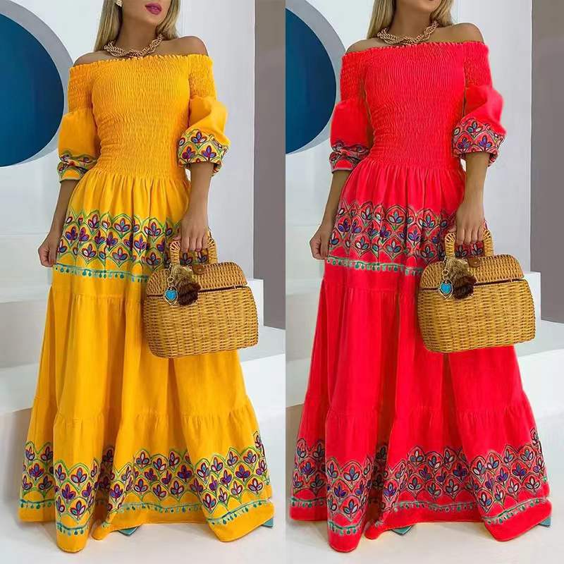 Dame Maxikjole med elastisk Off-Shoulder-udskæring og farverige broderier Stilla