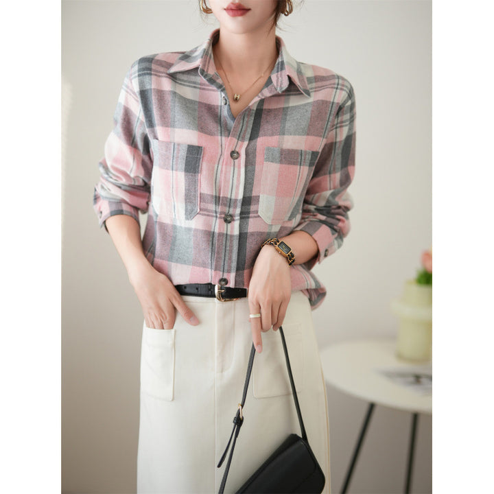 Femme Flannel Button-Up Skjorte med Lomme Stilla