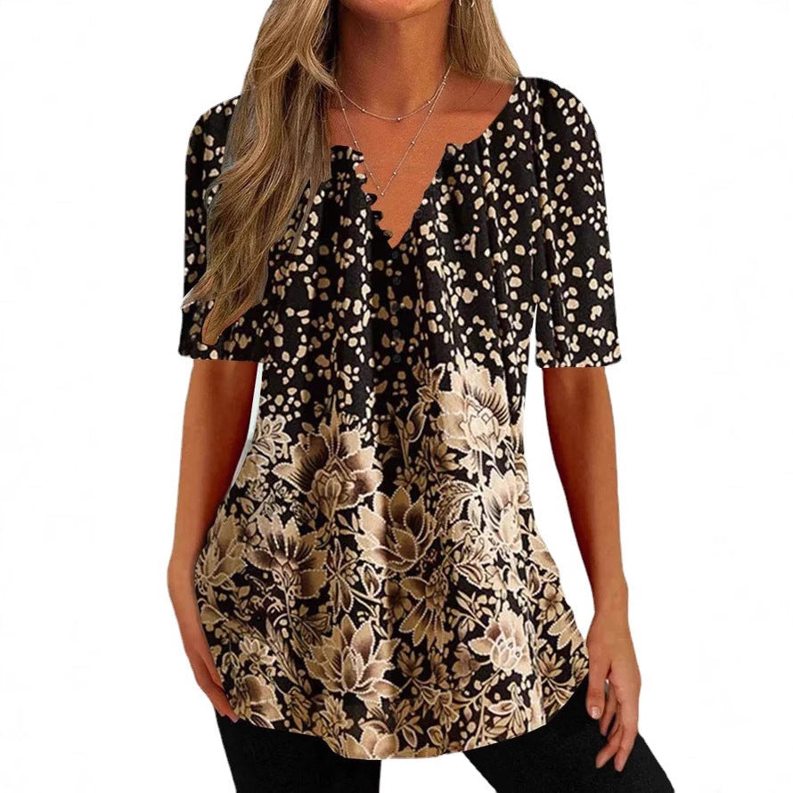 Damebluse med blomstret og elegant design Stilla