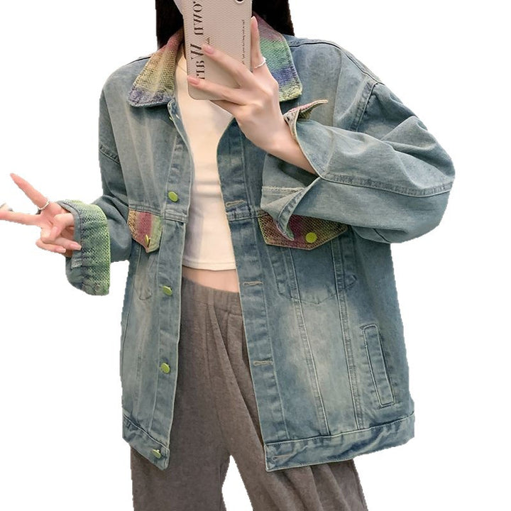 Kvinders Oversized Denimjakke med Farverige Accenter Stilla