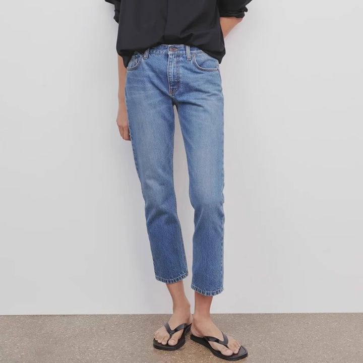 Kvinders højtaljede jeans i en afslappet pasform Stilla