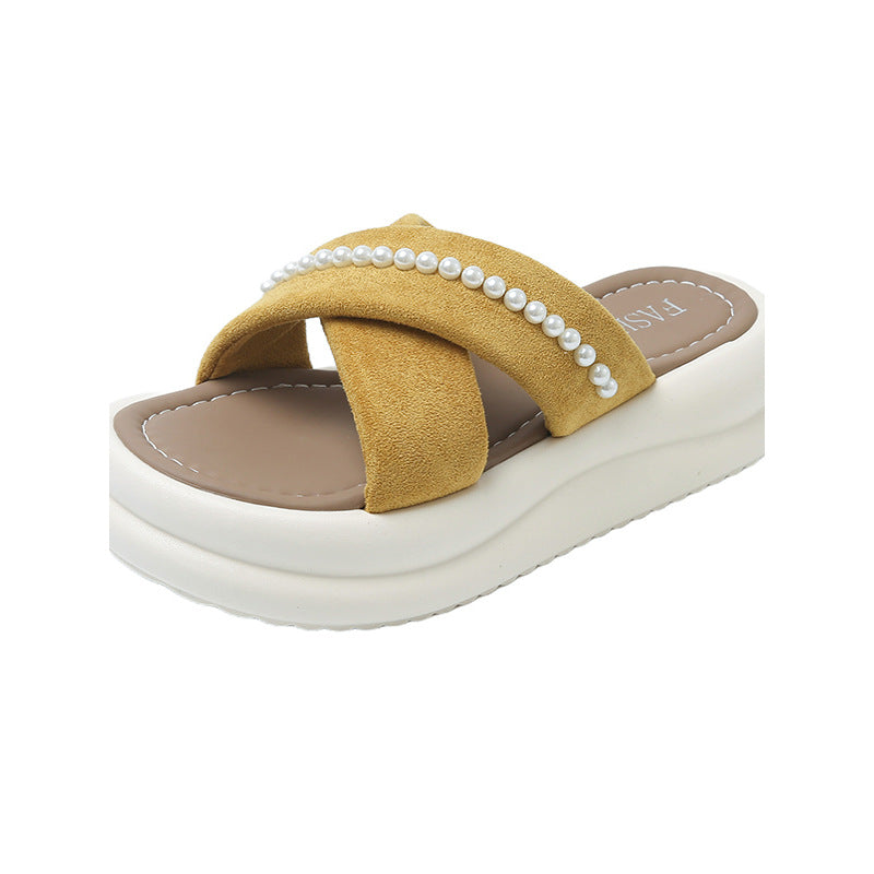 Dame sandaler med moderne remdesign og elegant perledekorering Stilla