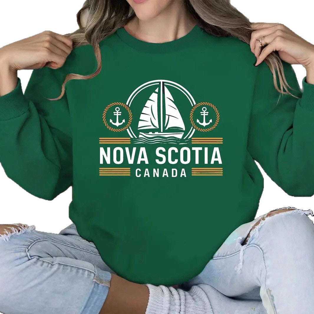 Kvinders sweatshirt med et maritimt sejl mønster og diskret Stilla bogstaver