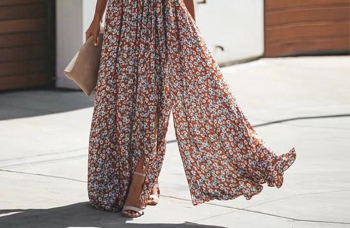 Dame Maxi-kjole med elegant blomsterdesign og flydende snit Stilla