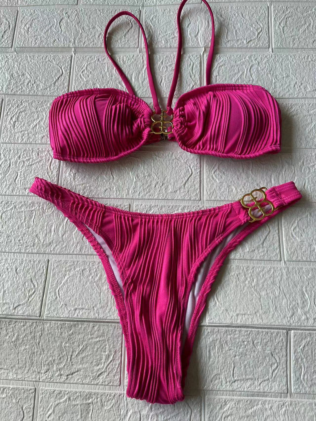 Dame Push-Up bikini med rynkning og dekorativt guldsmykke Skovae