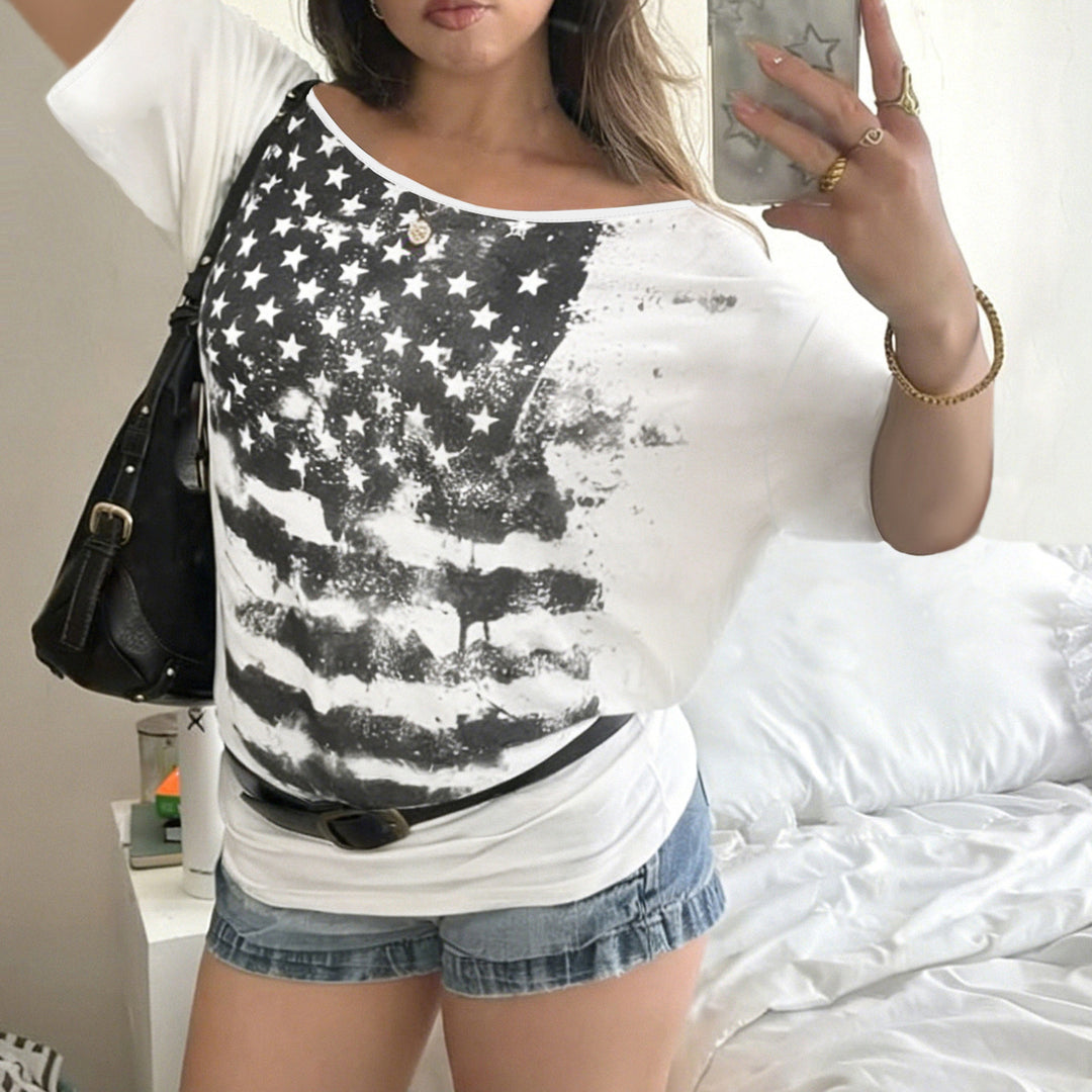 Dame Oversized T-shirt med asymmetrisk snit og grafisk stjerneprint Skovae