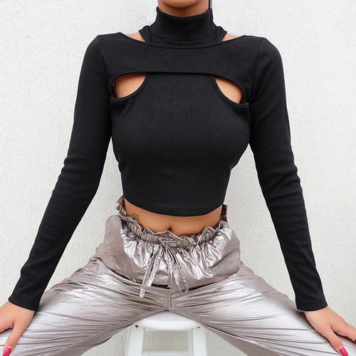 Dame trendy top med cut-outs og høj krave Skovae