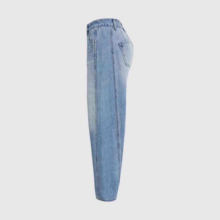 Kvinde brede jeans med høj talje og moderne design detaljer Skovae