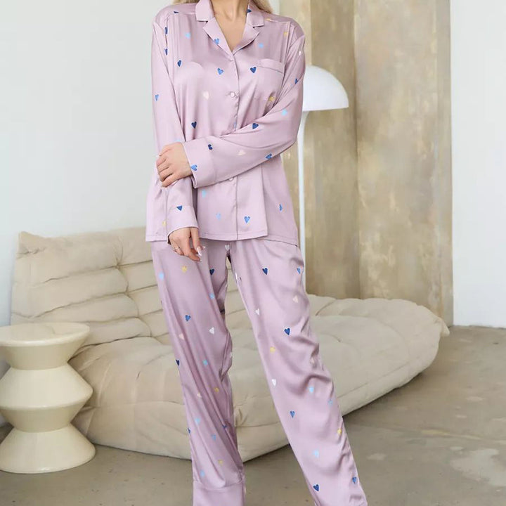 Dame Pyjamasæt med glade hjerte-design og løs pasform Stilla