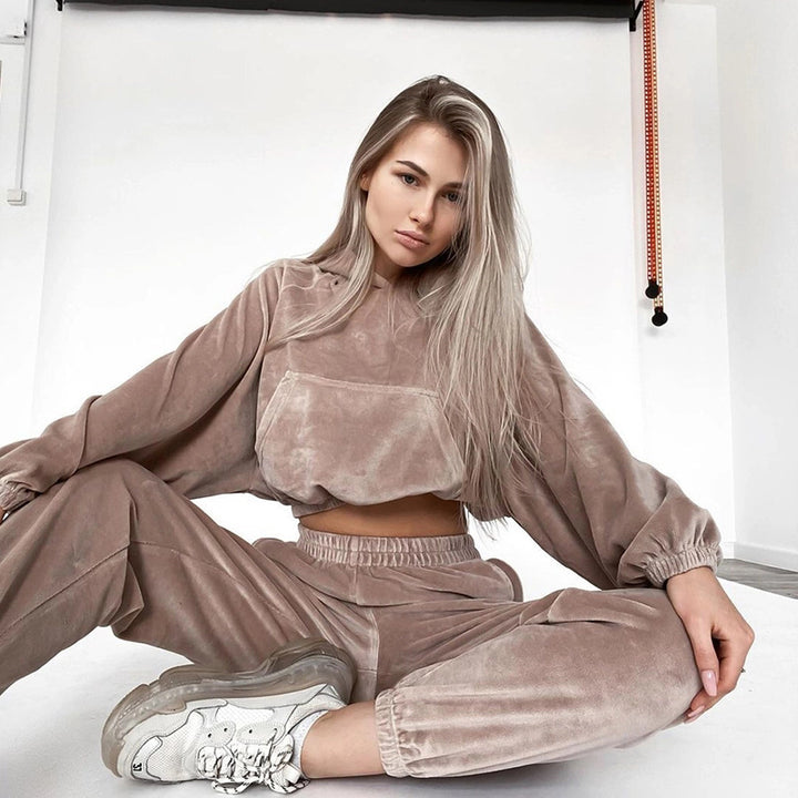Dame Casual Velours Sportsæt med cropped top og elastiske bukser Stilla