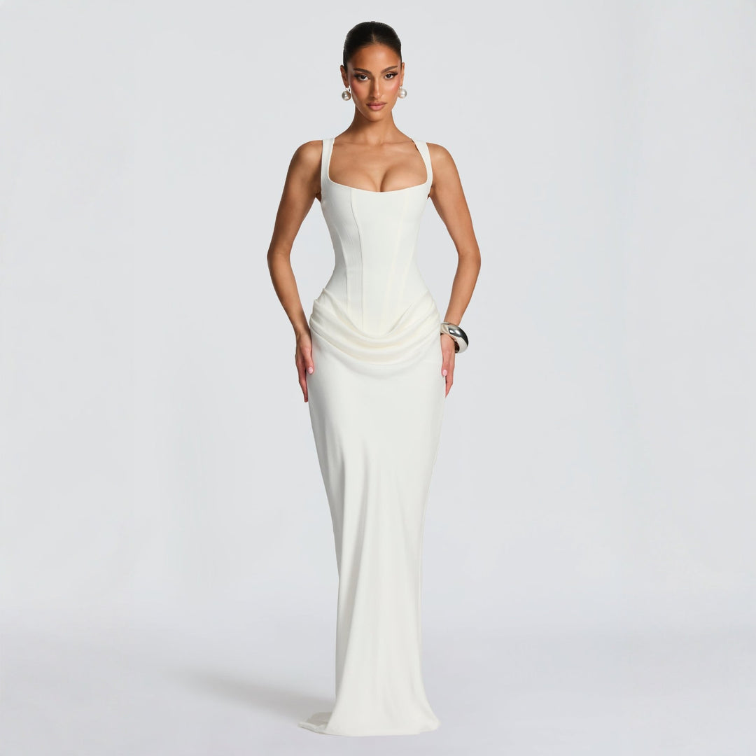 Dame Elegant Maxikjole med figurformende snit og fine draperinger Skovae