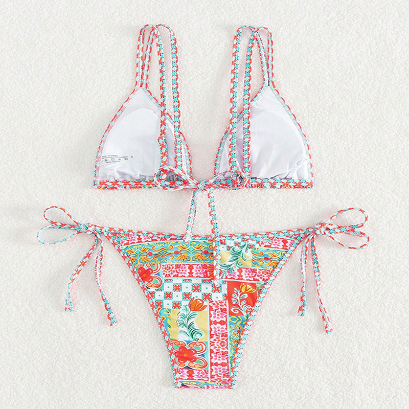 Dame triangel-bikini med rynker og farverigt blomster-mønster Skovae