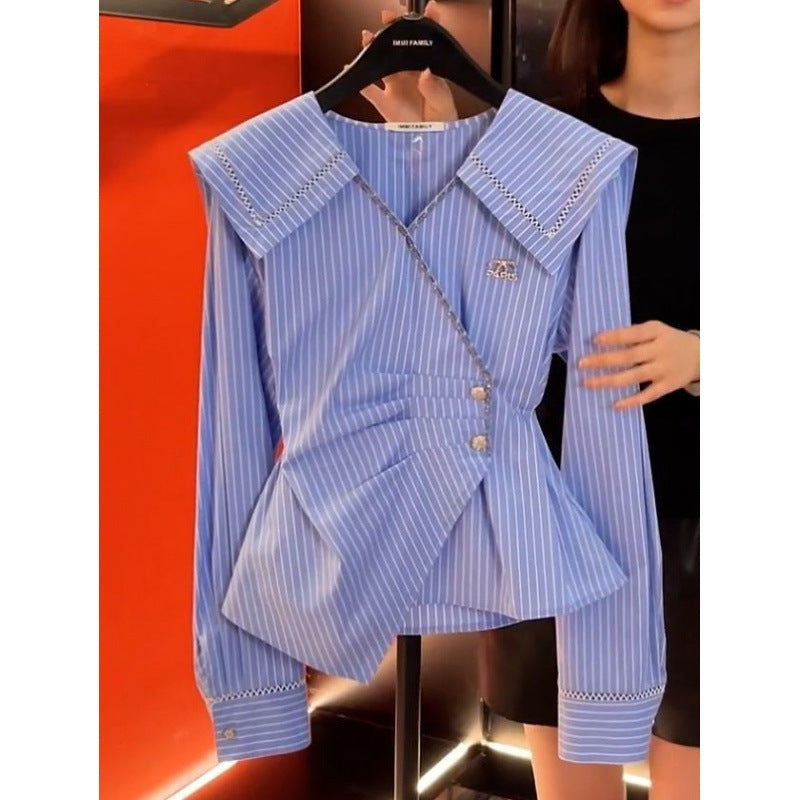 Femme Stilfulde Stribede Peplum-Bluse med Dekorativ Krave Stilla