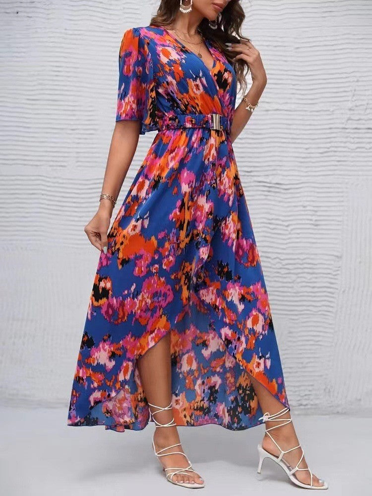 Dame Maxikjole med florale mønstre og elegant båndbinding Stilla