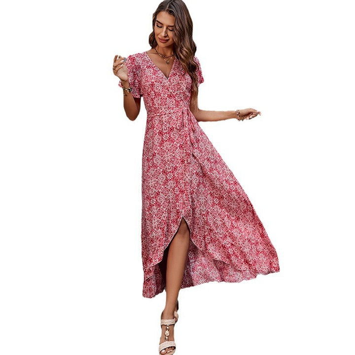 Dame maxikjole med blomsterdesign og asymmetrisk kant Stilla