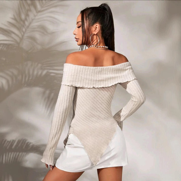Dame Off-Shoulder Top med elegant ribdesign og asymmetrisk kant Stilla
