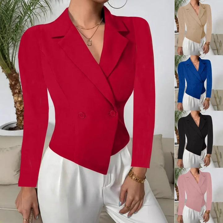Dame figursyet blazer med dobbelte knaplukninger og elegant snit Stilla