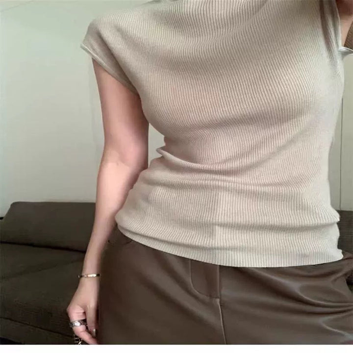 Dame figursyet ribstrik top Stilla