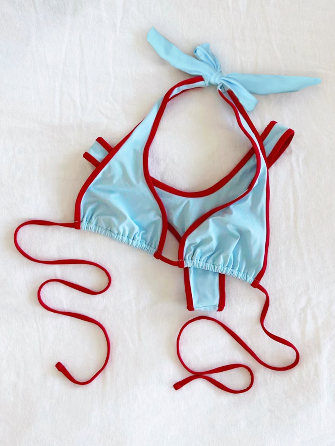 Dame triangel-bikini top med legende sløjfedetaljer og elastisk bånd Stilla
