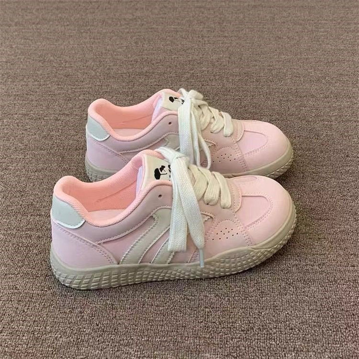 Dame sporty sneakers med åndbart overmateriale og skridsikker sål Stilla