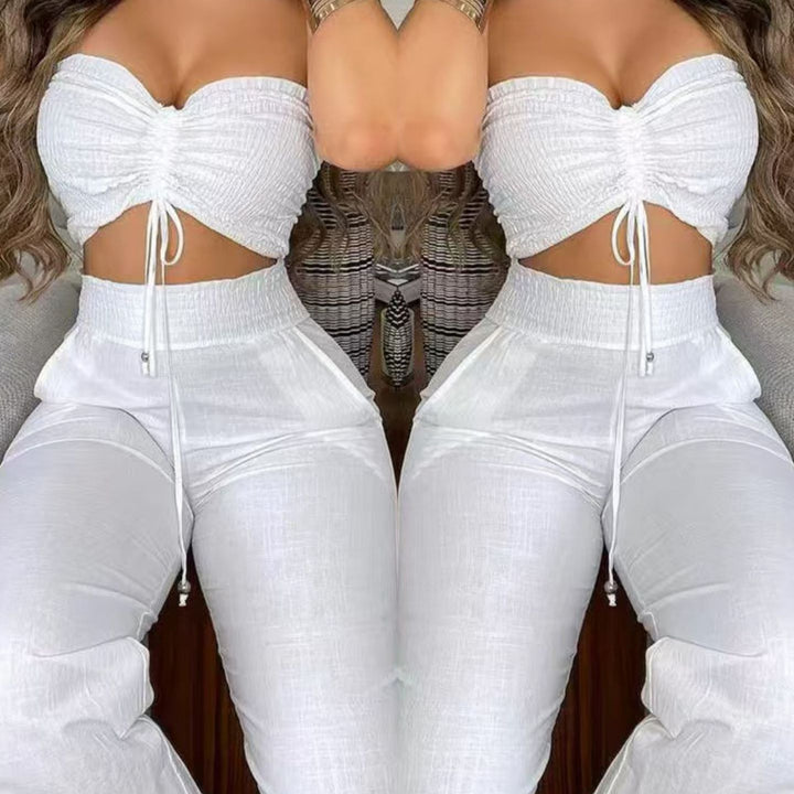 Dame To-delt Outfit lavet af let materiale med justerbar Crop-Top og High-Waist-Bukser Skovae