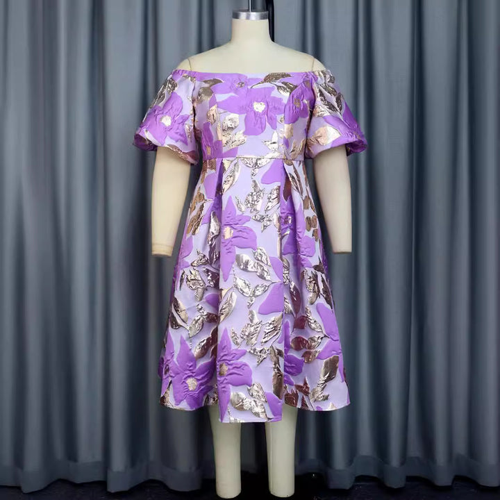 Dame Off-Shoulder Kjole med florale Præg-Detaljer Skovae