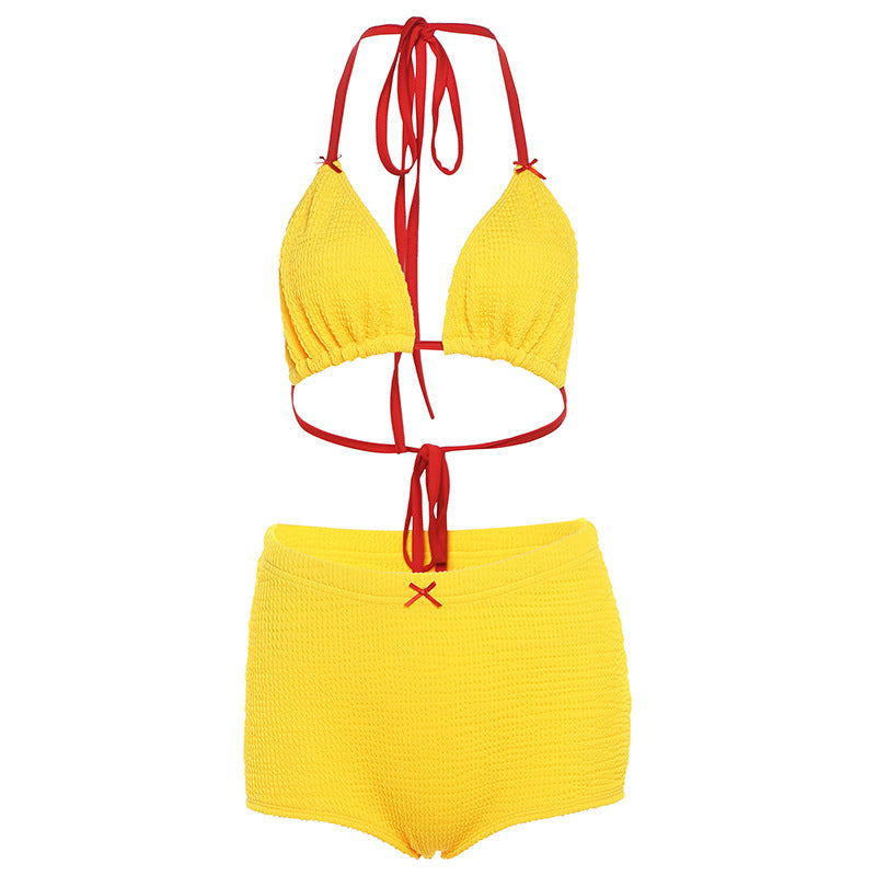 Dame Bikiniset med bølgende overflade og fashionable accenter Stilla
