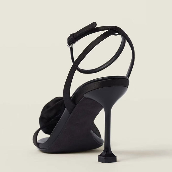 Femme Strappy Floral-Pyntede Højhælede Sandaler Stilla