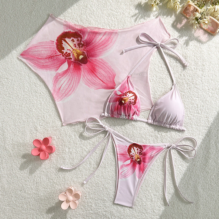 Dame bikini sæt med floralt design og gennemsigtigt cover-up Skovae