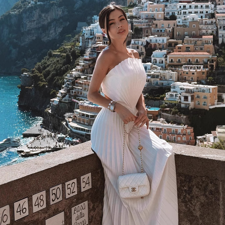 Dame Elegant og plisseret Maxikjole med off-shoulder design Stilla