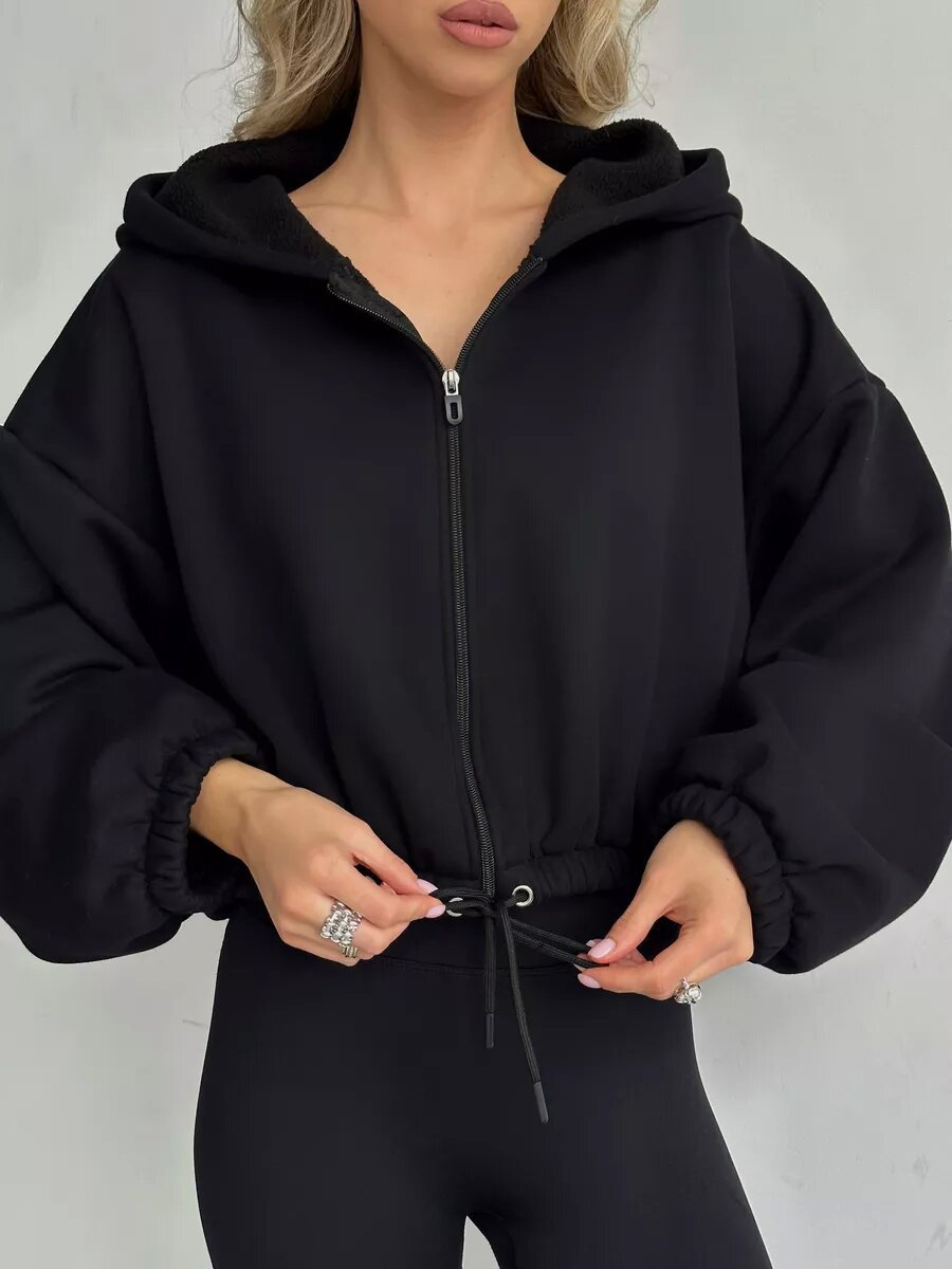 Dame afslappet hoodie med tætsiddende snit Stilla