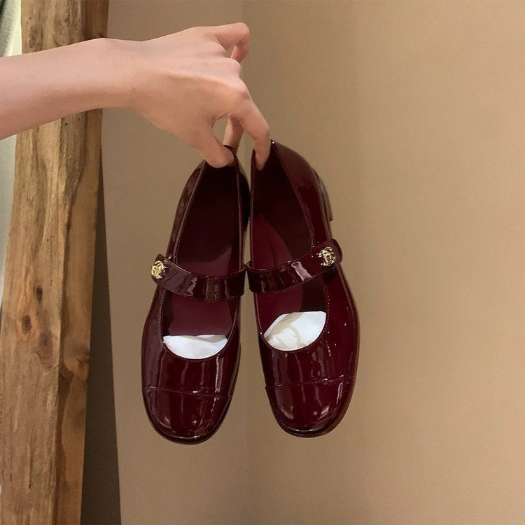 Dame Ballerinas med mode spænde-akcent og glat laklæder-overflade Stilla