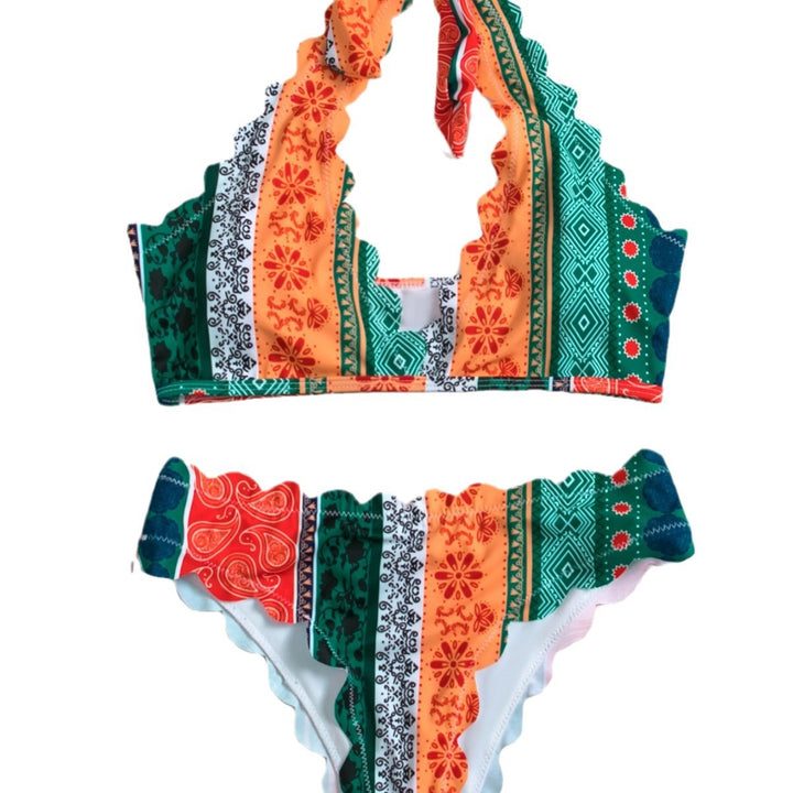 Dame triangel-bikini med raffinerede volanger og stilfuldt design Stilla
