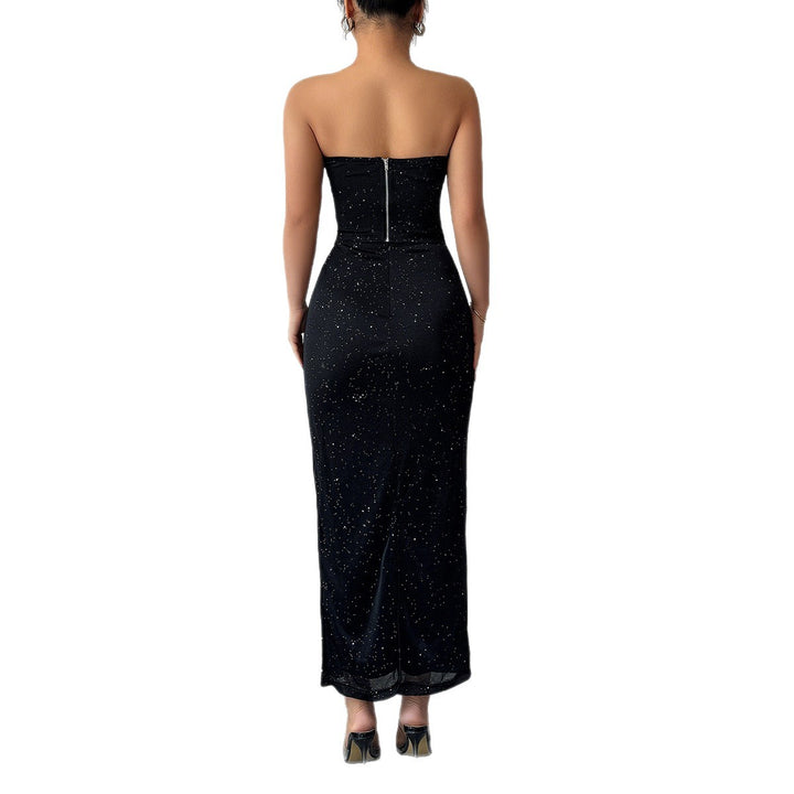 Dame chic strapless aften kjole med figursyget snit og glimmer detaljer Stilla